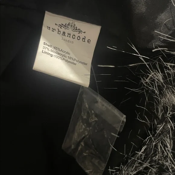 Urban code London Faux Fur Jacket Vintage Inspired Soft Timeless Chic Size 8 - Picture 5 of 7